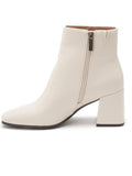 Felicia Boots: Ivory