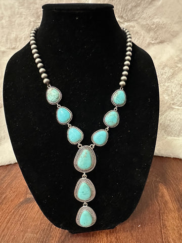 Chunky Lariat Necklace: Turquoise