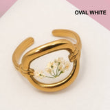 Petal Society Ring: Gold/Oval White