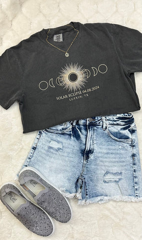 Solar Eclipse Graphic Tees: Charcoal