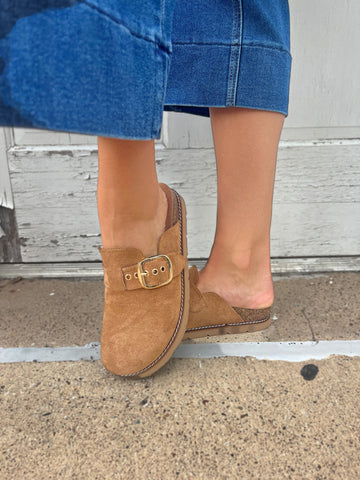 Day Dream Sandals: Tobacco Faux Suede