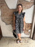 Standing Ovation Dress: Black