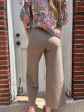 On Point Pants: Mocha