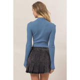 Snowy Flakes Crop Top: Gray Blue