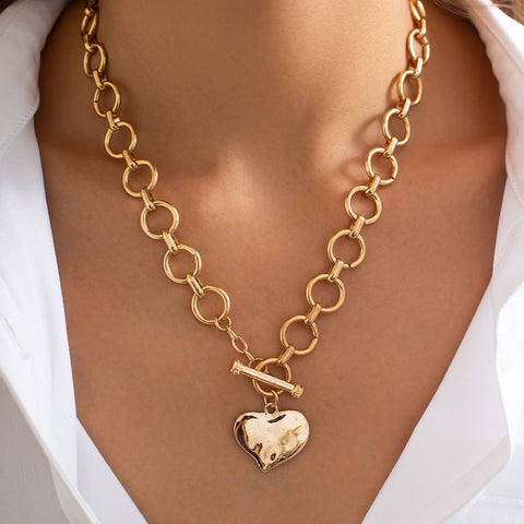 Hammered Heart Necklace: Gold
