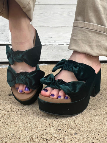 Put A Bow On It Heels: Hunter Green