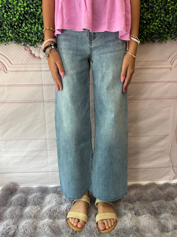 Iris Wide Leg Denim Pants: Mid Wash