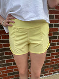 Workout With Me Active Shorts: Lemon Cream