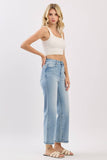 Everyday Essential Denim: Lightwash