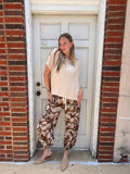 Coming Up Roses Joggers: Vintage Mocha