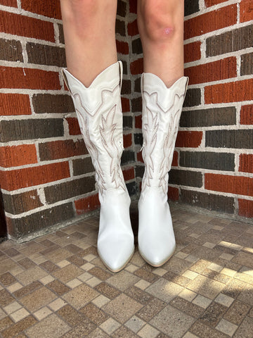 The Ainsley White Western Boot: White