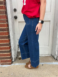 Everly Pocket Denim: Medium Wash
