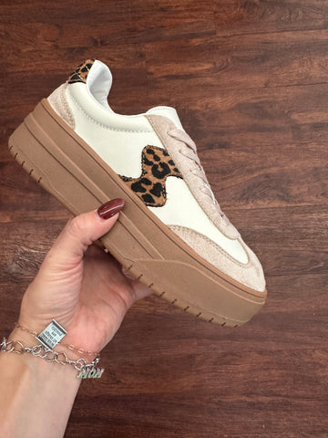 Pop Off Sneakers: Leopard