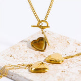 HEART LOCKET NECKLACE : GOLD