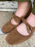 Layover Flats: Camel