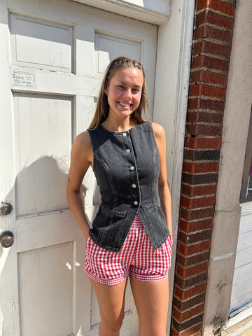 Hometown Gingham Shorts: Red