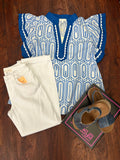 Cue The Spring Hues Top PLUS: Blue Mix