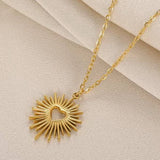 Island Glow Heart Necklace: Gold
