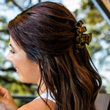 Tortoise Classic Hair Clip: Medium