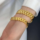 Golden Goddess Chain Bracelet : Gold