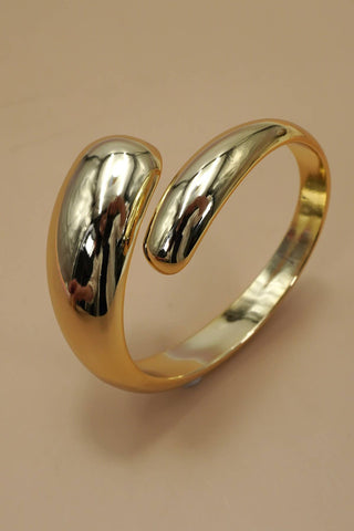 Chunky Tear Drop Bangle: Gold