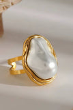 Pageant Pearl Ring: Gold