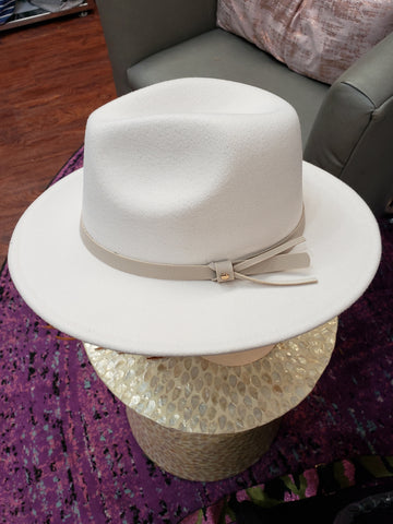 Brazos Hat: White