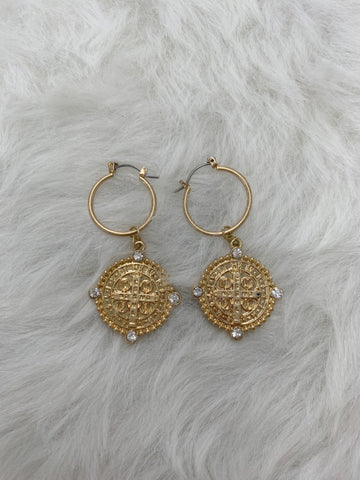 Coin Dangle Earrings: Gold