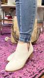 Rapid Croc Booties: White