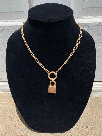 Locked Down Chain Necklace: Gold